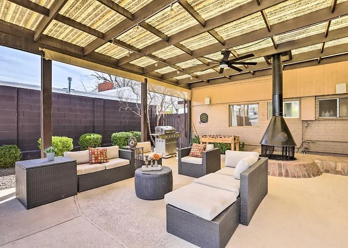 7 Mi To Downtown Phoenix: W/ Pool & Foosball! Ferienhaus Phoenix