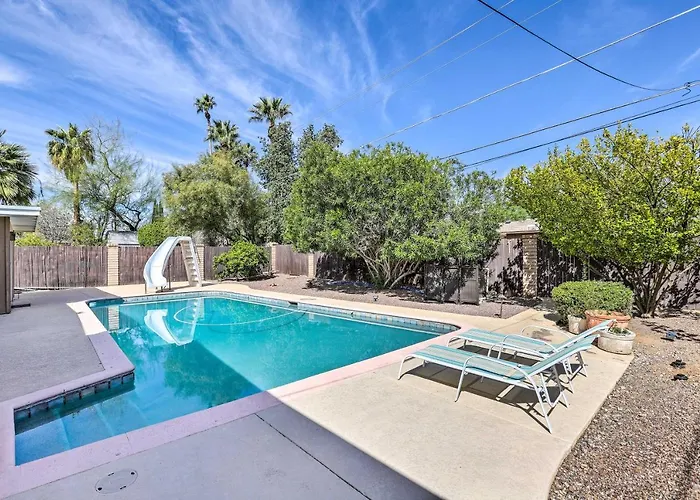 7 Mi To Downtown Phoenix: W/ Pool & Foosball! * Phoenix