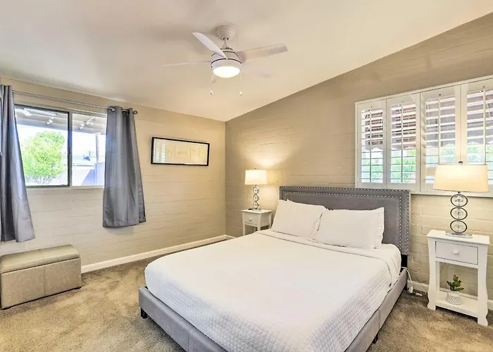 Ferienhaus 7 Mi To Downtown Phoenix: W/ Pool & Foosball! *